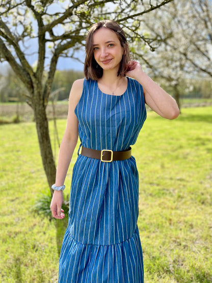 Robe sans manches avec ceinture - bleu marine