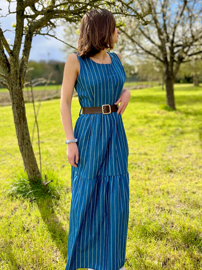 Robe sans manches avec ceinture - bleu marine