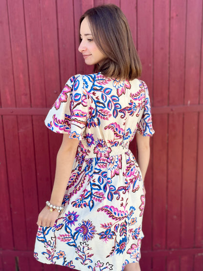Robe courte à motifs