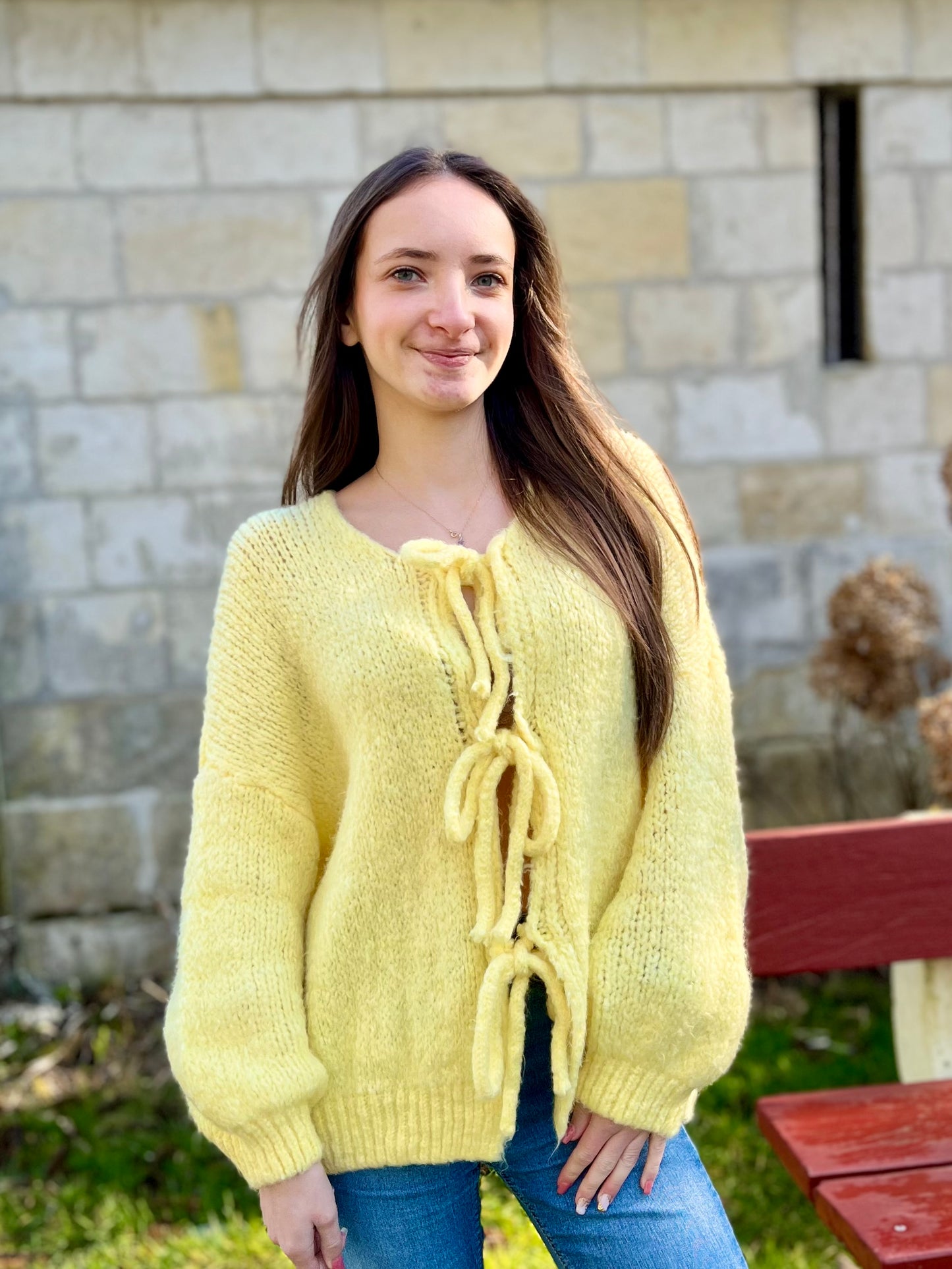 Gilet en laine avec noeud - jaune