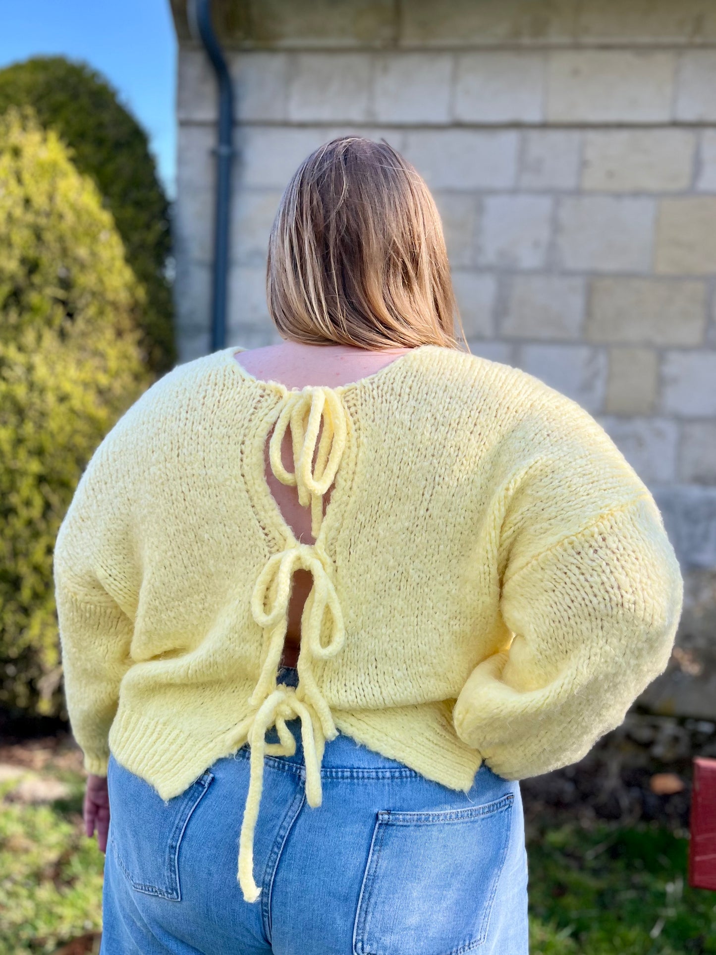 Gilet en laine avec noeud - jaune