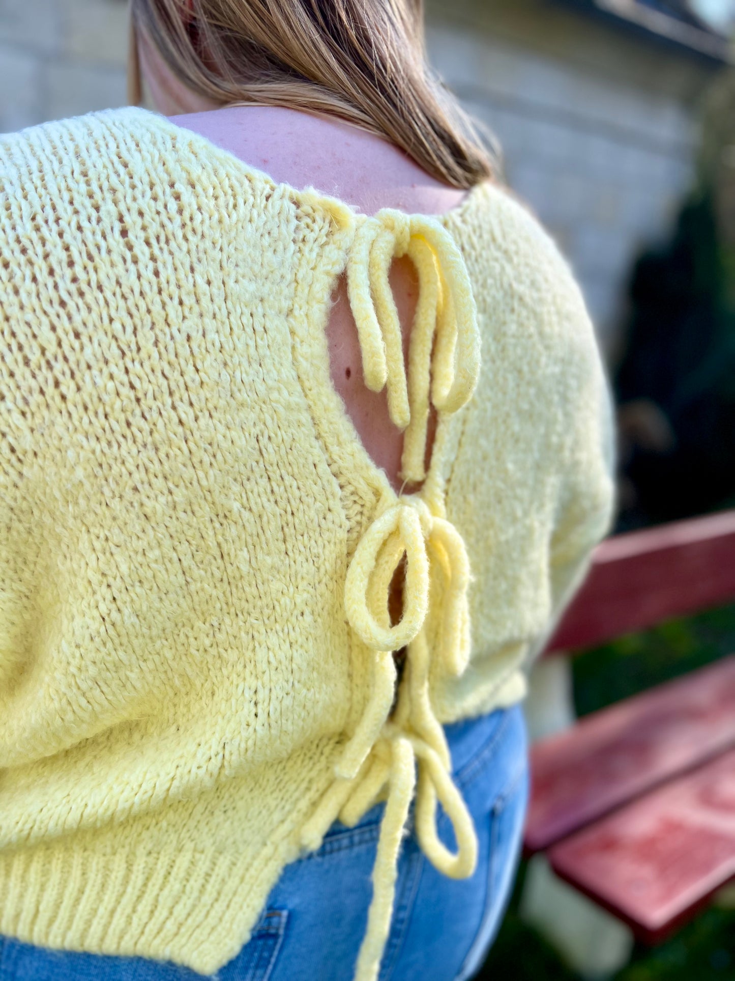 Gilet en laine avec noeud - jaune