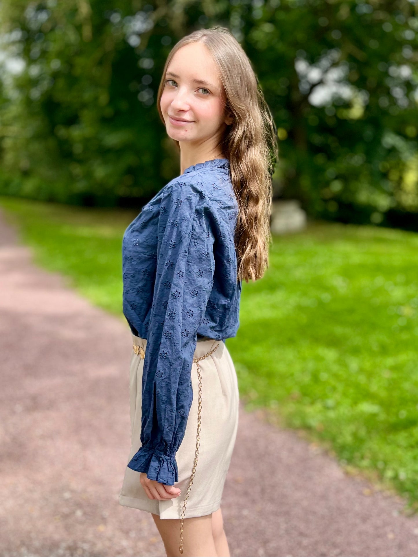 Blouse broderie 100% coton - bleu marine