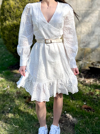 Robe courte en broderie - blanc