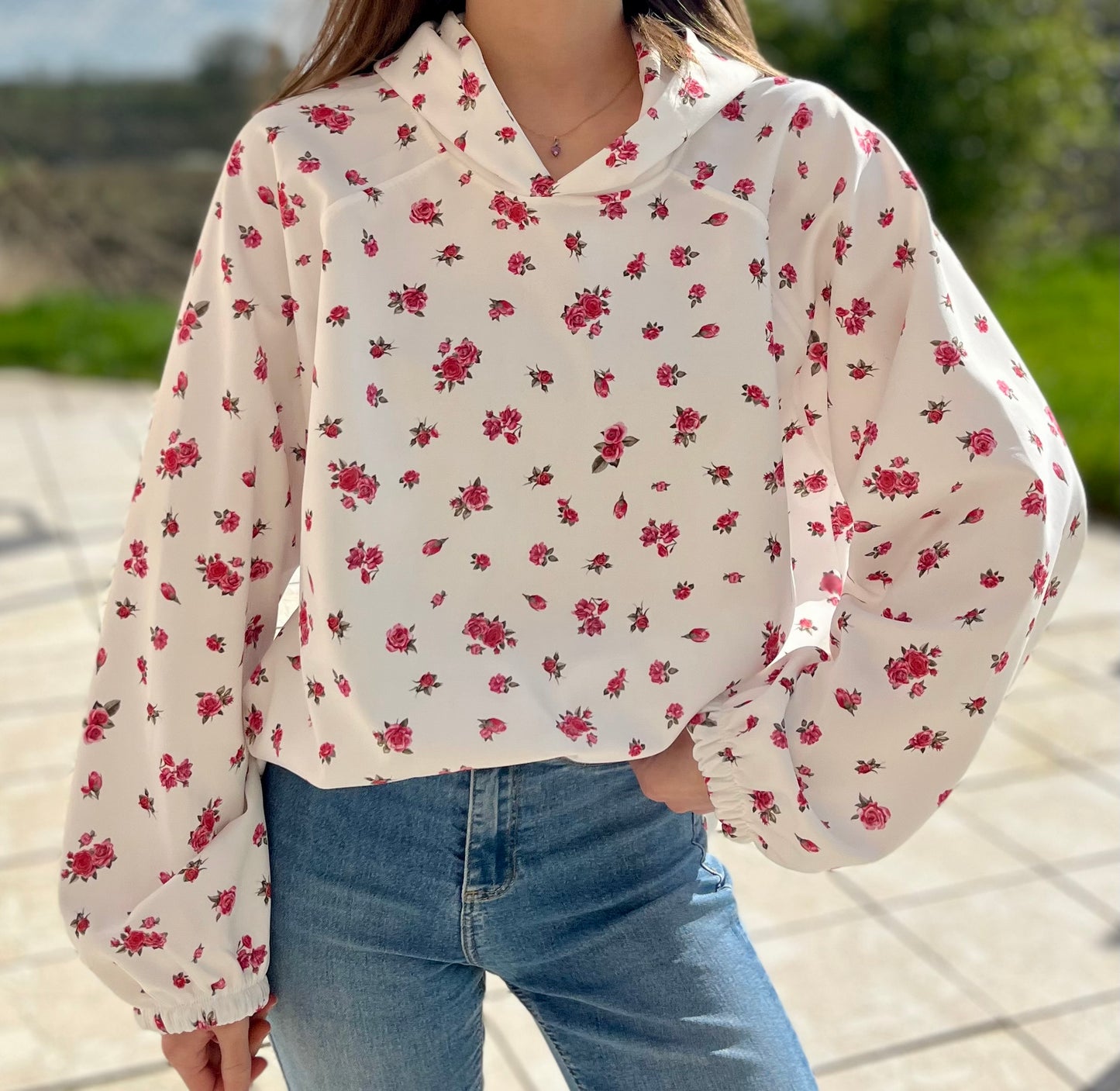 Sweat fleuri